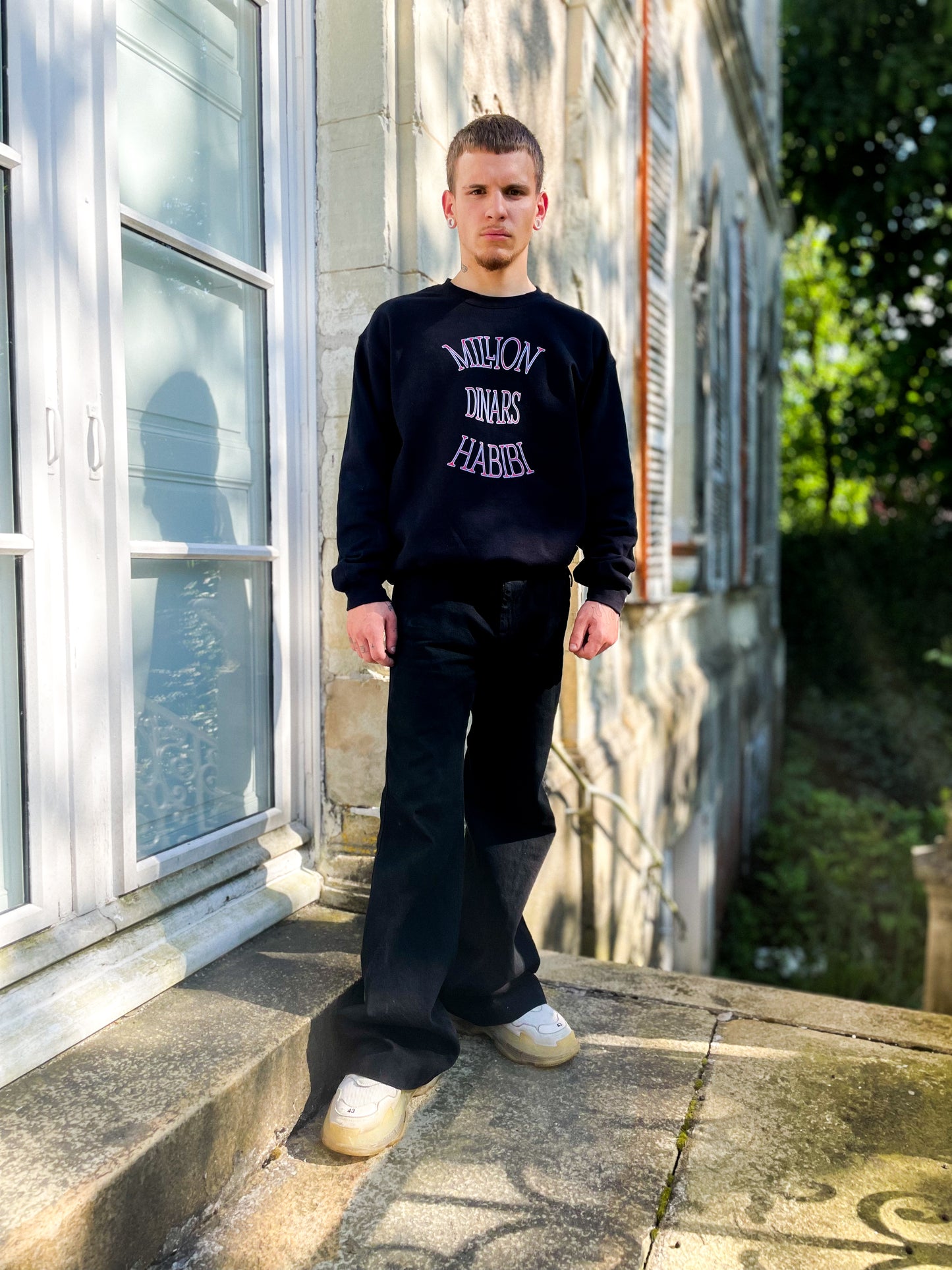'MILLION DINARS HABIBI' UNISEX CREWNECK